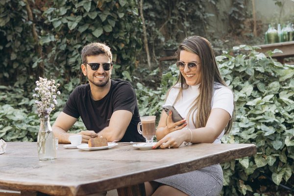 La mode après 50 ans: Quelles tendances adopter ?